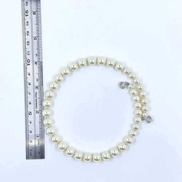 Simple Faux White Pearl Wrap 14” Choker Necklace w/ Clear Crystal Accent Beads - Picture 7 of 7
